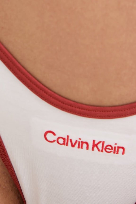 Ρούχα Calvin Klein Underwear στρινγκ γυναικεία με βαμβάκι LV00QF8892 λευκό