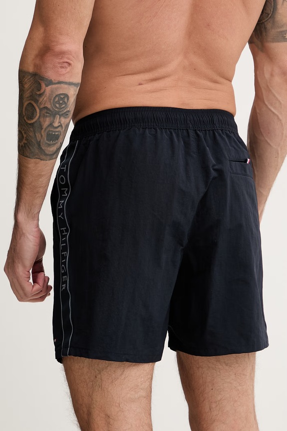Îmbrăcăminte Tommy Hilfiger pantaloni scurți de baie pentru bărbați UM0UM03730 bleumarin