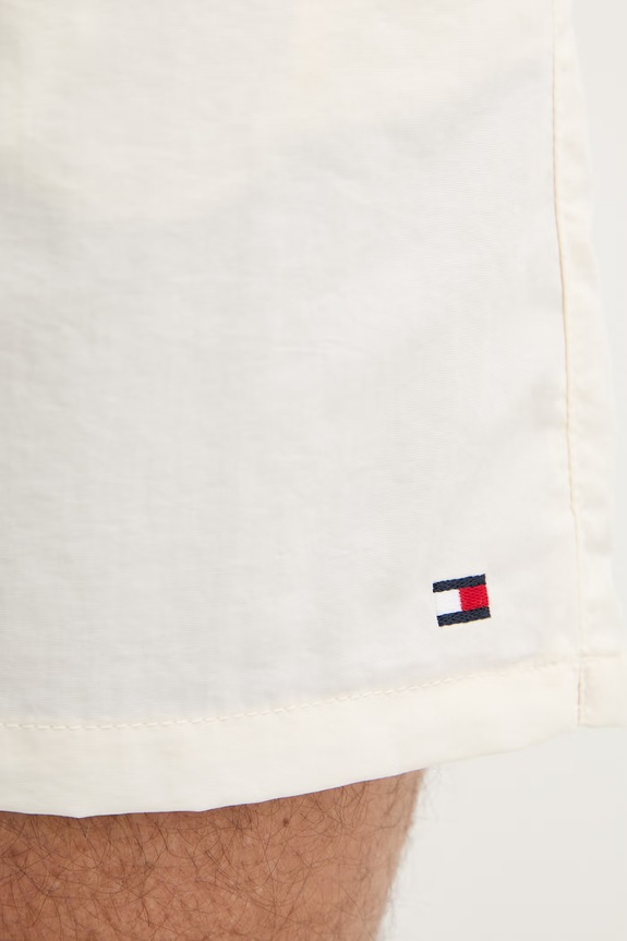 Tommy Hilfiger pantaloni scurți de baie pentru bărbați bej UM0UM03749