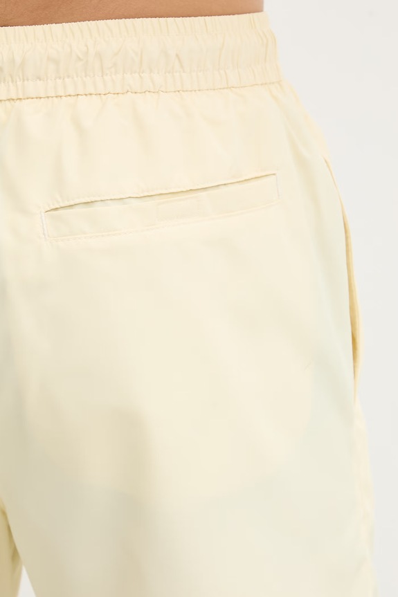 Calvin Klein pantaloni scurți de baie bărbați galben LV00N61027