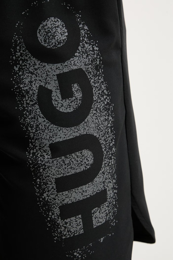 HUGO plavecké šortky pánske SPRAY_SWIM_SHORTS čierna 50561096