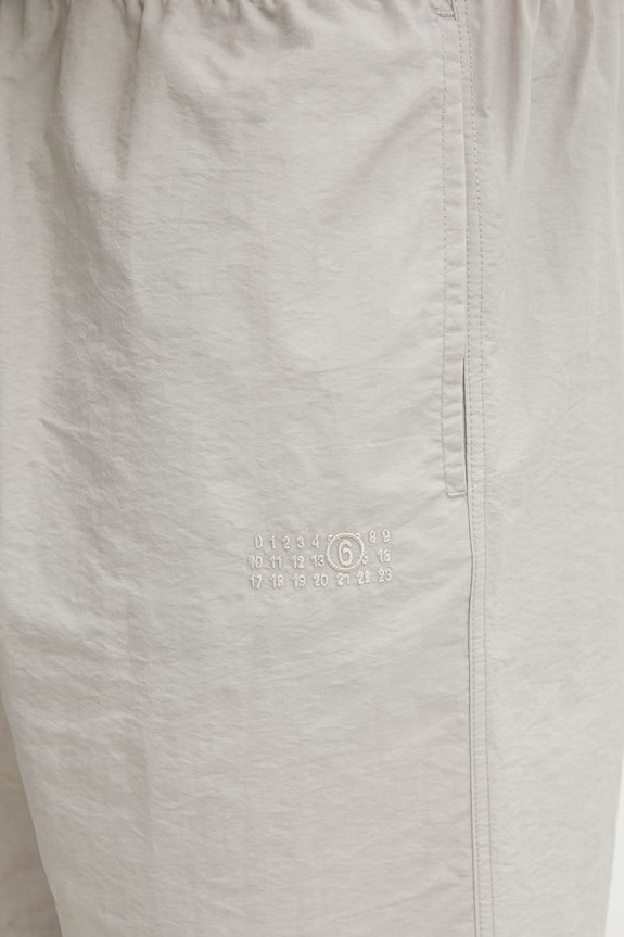 MM6 Maison Margiela pantaloni scurți de baie pentru bărbați bej MYB790130