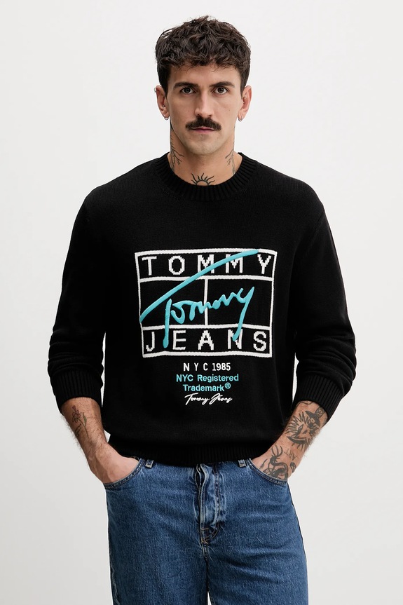 Bavlněný svetr Tommy Jeans kulatý černá DM0DM22401