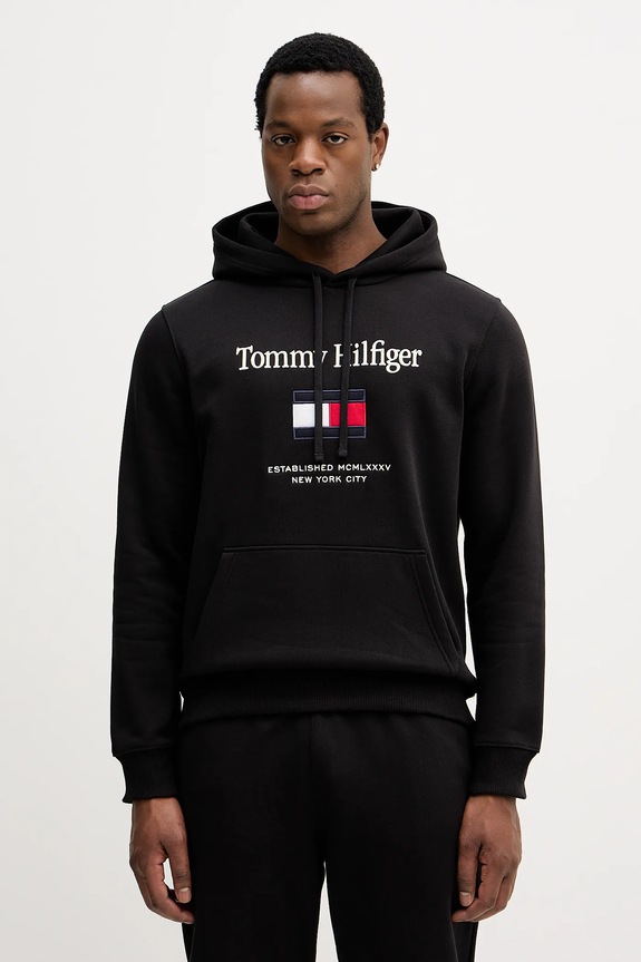 Μπλούζα Tommy Hilfiger απλικέ μαύρο MW0MW42735