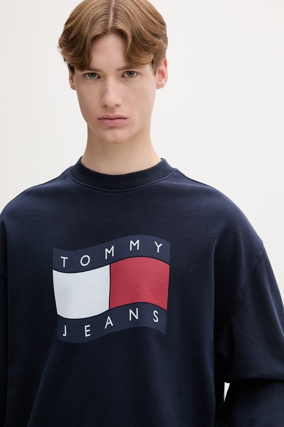Tommy Jeans pulover moški bombažen mornarsko modra DM0DM22689