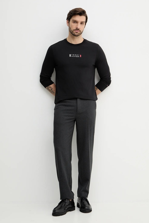 Bavlnené tričko s dlhým rukávom Tommy Hilfiger MW0MW41454 čierna SS26