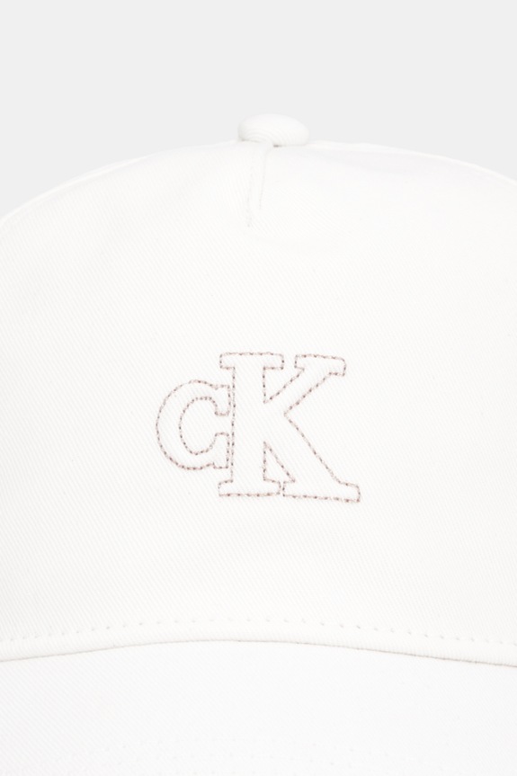 Памучна шапка с козирка Calvin Klein LV04F5044G бежов SS26