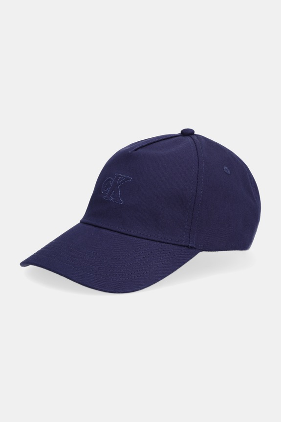 Памучна шапка с козирка Calvin Klein други тъмносин LV04F5044G