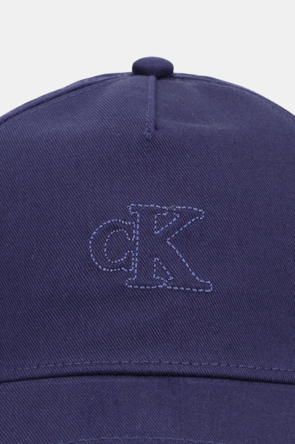 Памучна шапка с козирка Calvin Klein LV04F5044G тъмносин SS26