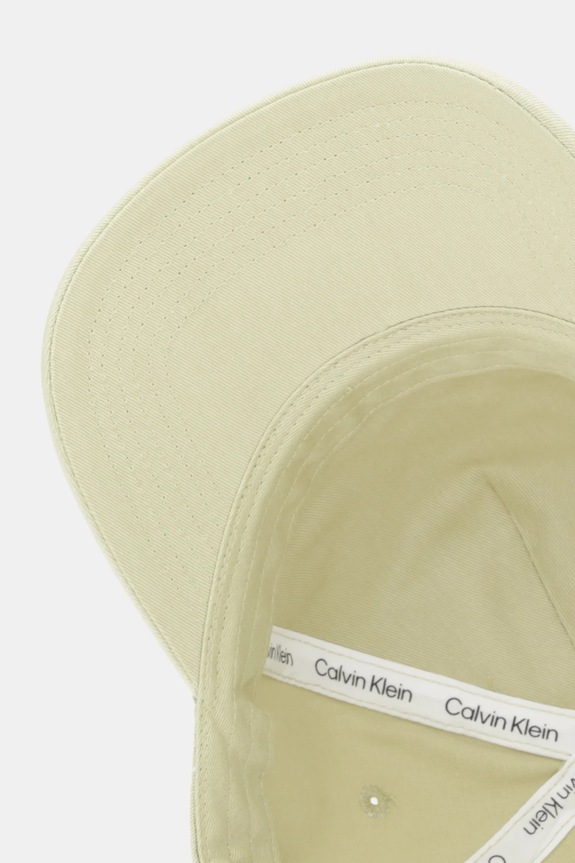Памучна шапка с козирка Calvin Klein зелен LV04F5044G