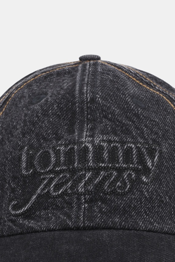 Tommy Jeans șapcă de baseball din denim AW0AW18512 negru SS26