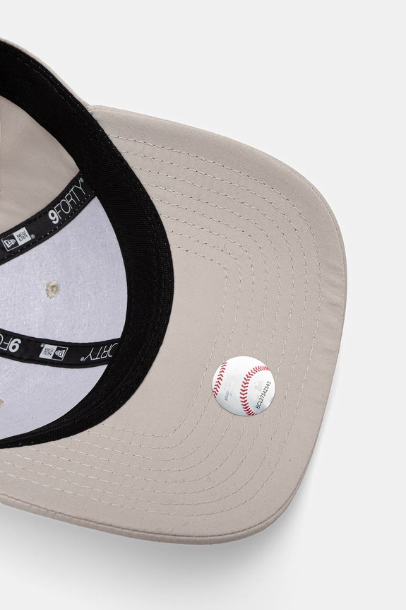 New Era czapka z daszkiem FLAWLESS 9FORTY® 60771743 beżowy