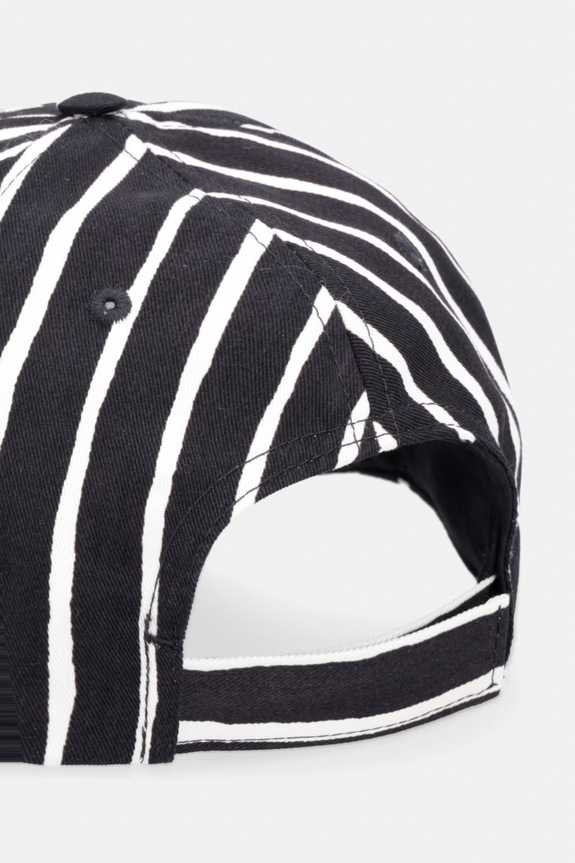 Akcesoria Marimekko czapka z daszkiem damska bawełniana 095594 czarny