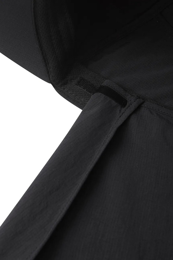 Reima czapka z daszkiem dziecięca Viipotin UV 50+ czarny 5300342A.PPY2