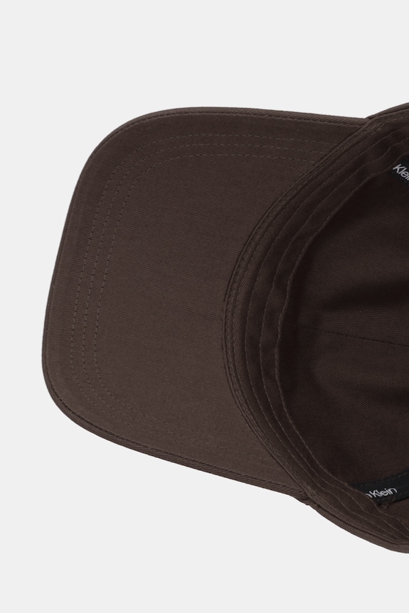 Calvin Klein czapka z daszkiem bawełniana brązowy LV04D5013G