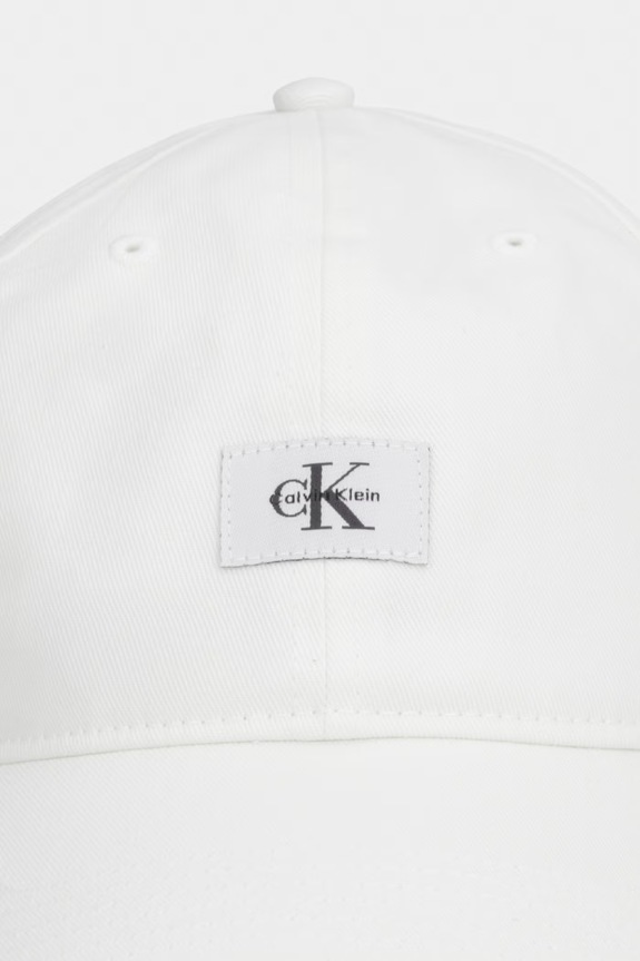 Calvin Klein czapka z daszkiem bawełniana LV04D5077G biały SS26