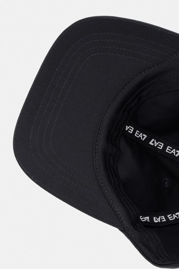 Памучна шапка с козирка EA7 Emporio Armani черен AF15502.7X000592