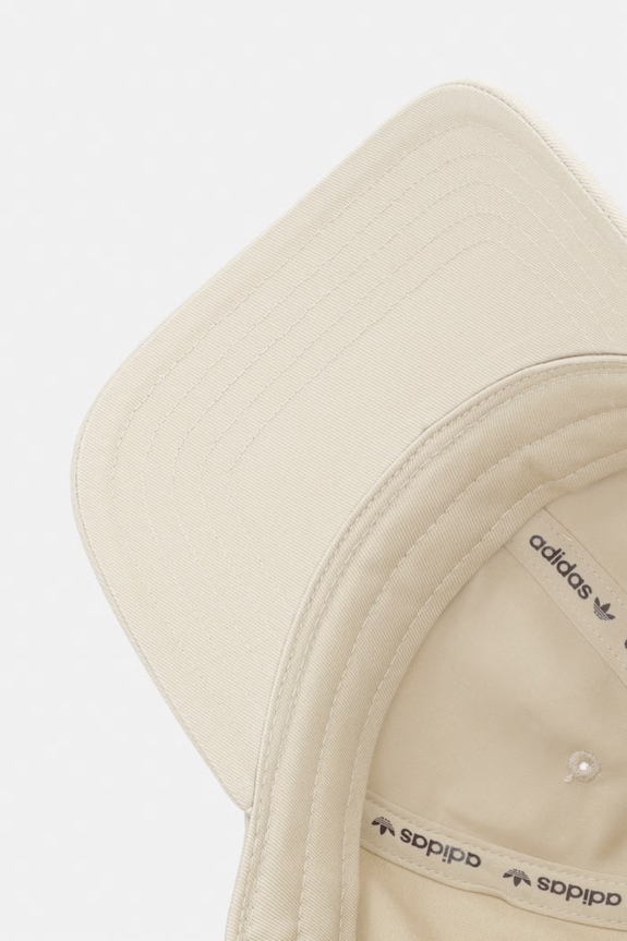 Βαμβακερό καπέλο του μπέιζμπολ adidas Originals μπεζ KC8036