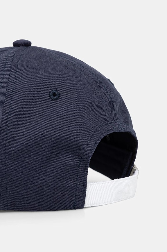 Akcesoria Calvin Klein czapka z daszkiem bawełniana LV04D5101G granatowy