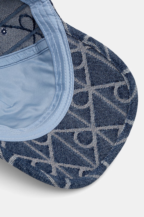 Calvin Klein čiapka so šiltom rifľová modrá LV04F5069G