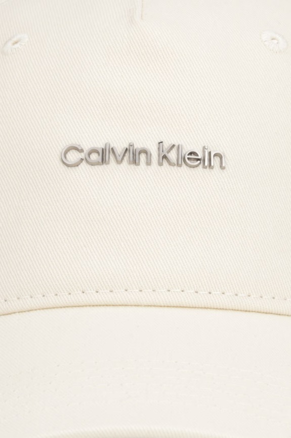 Calvin Klein czapka bejsbolówka bawełniana LV04F5072G beżowy SS26