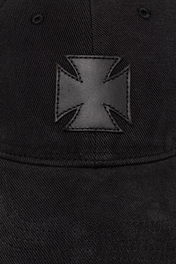 Traper kapa sa šiltom VETEMENTS Leather Biker Cross UE76CA329B crna SS26