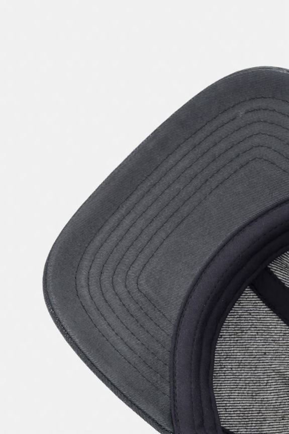 Levi's bejzbolska kapa pamučna Coated x PRIDE crna 0066X