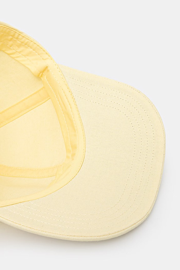 Bavlněná baseballová čepice Maison Kitsuné Baby Fox žlutá OW06108WB0026