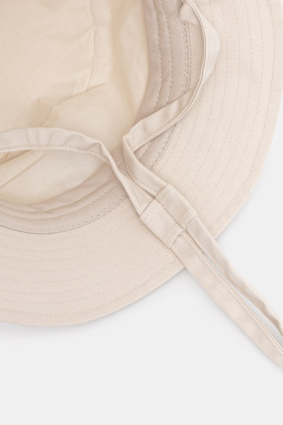 Café Kitsuné cotton hat QU06101WA0035 beige