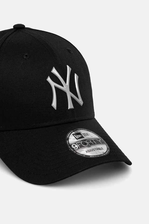 New Era șapcă METALLIC 9FORTY® 60771846 negru SS26