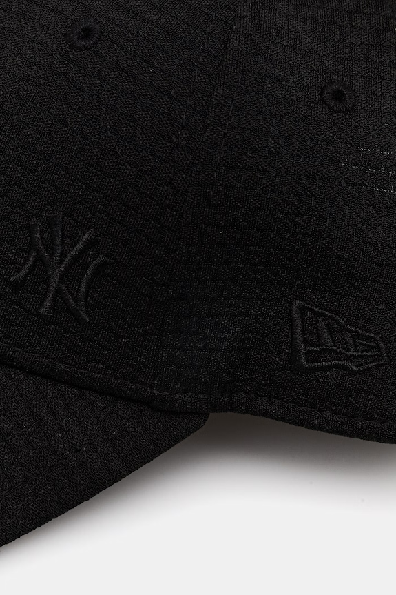 Šiltovka New Era FLAWLESS MESH 9FORTY® 60691114 čierna SS26