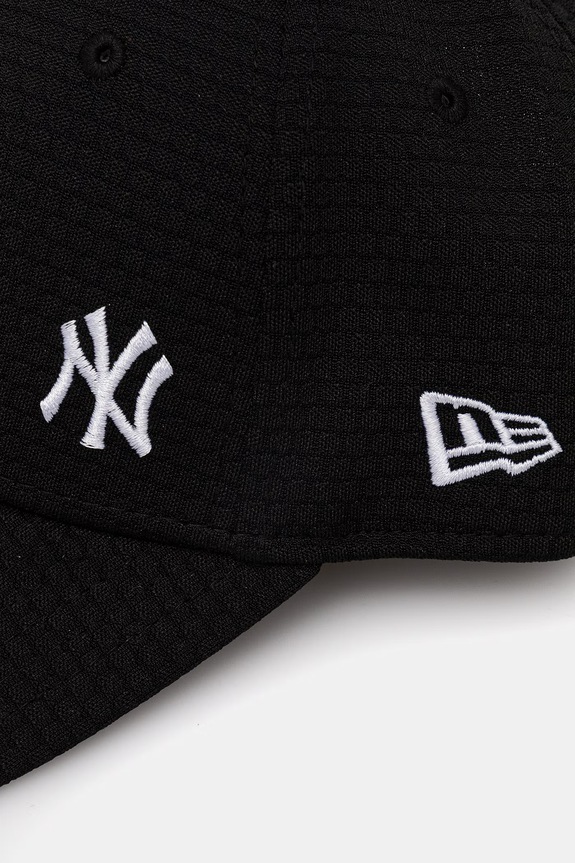 New Era șapcă FLAWLESS MESH 9FORTY® 60691115 negru SS26