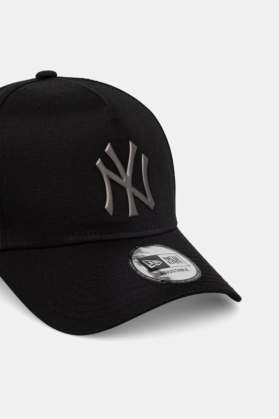 New Era șapcă METALLIC E-FRAME 60771870 negru SS26