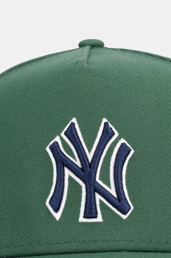 New Era șapcă OUTLINE SCRIPT E-FRAME 60771813 verde SS26
