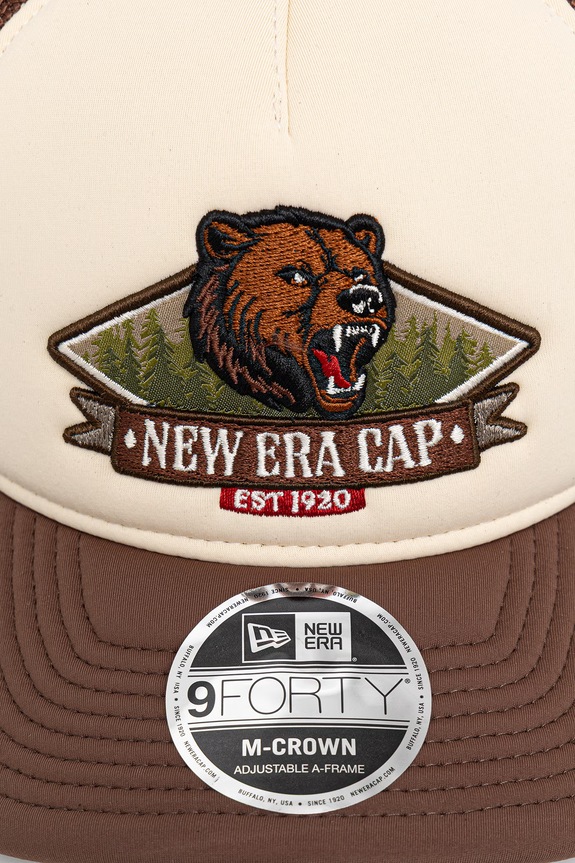 New Era șapcă GRAPHIC 9FORTY® MC AF TRUCKER 60771806 maro SS26