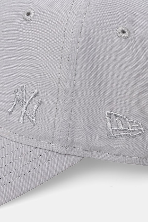 Šiltovka New Era FLAWLESS 9TWENTY® 60691111 sivá SS26