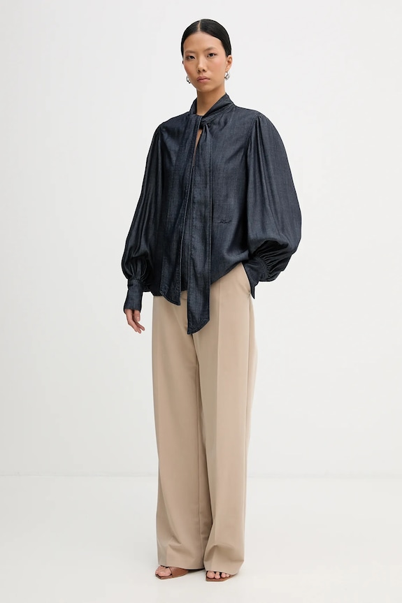 Džínsová blúzka Karl Lagerfeld FLUID DENIM B1W11025 tmavomodrá SS26
