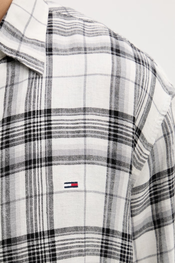 Tommy Jeans koszula męska z dodatkiem lnu DM0DM22758 czarny