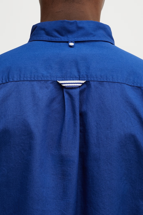Fred Perry koszula bawełniana M2431 niebieski