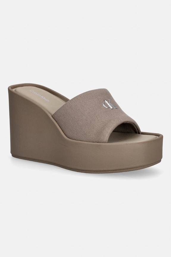 Calvin Klein σαγιονάρες σε σφήνα Γυναικείες WEDGE 70 SNDL CANV MG καφέ HW0HW03134