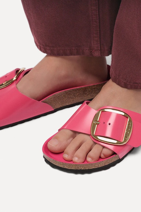 Birkenstock σαγιονάρες με επίπεδο τακούνι Γυναικείες δερμάτινες 1031844