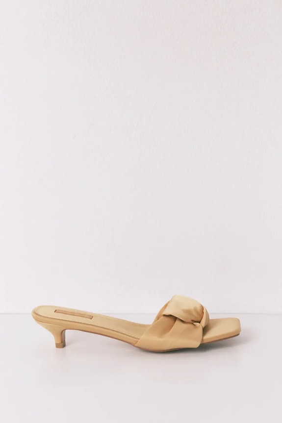 women'secret klapki RM GOLD SLPRS pozostałe beżowy 4993690