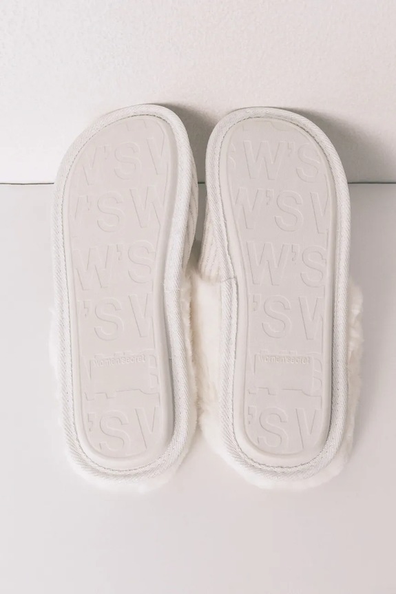 Παντόφλες women'secret XMAS BASICS μπεζ 4992574