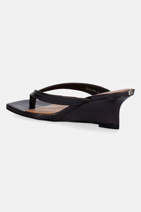 Scarpe BOSS infradito da donna in pelle Charlize 50563368.207 marrone