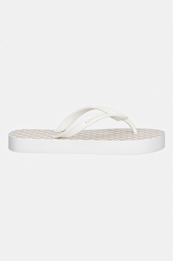 Armani Exchange șlapi XDQ010.XV700.MZ128 bej SS26
