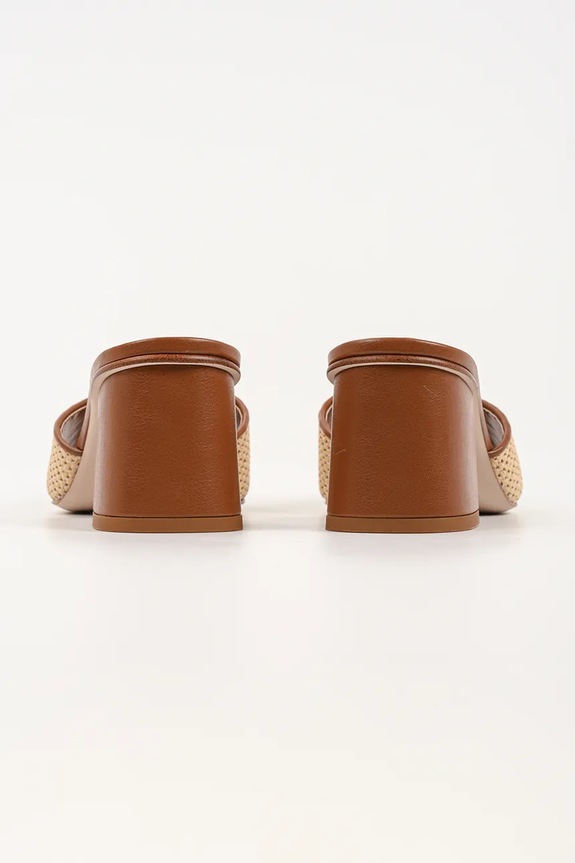 Обувки Чехли Karl Lagerfeld Plaza Ii KL32400A.JNT кафяв