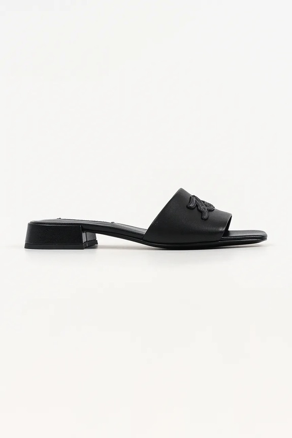Кожени чехли Karl Lagerfeld Petalo Ii гладка кожа черен KL80700C.000