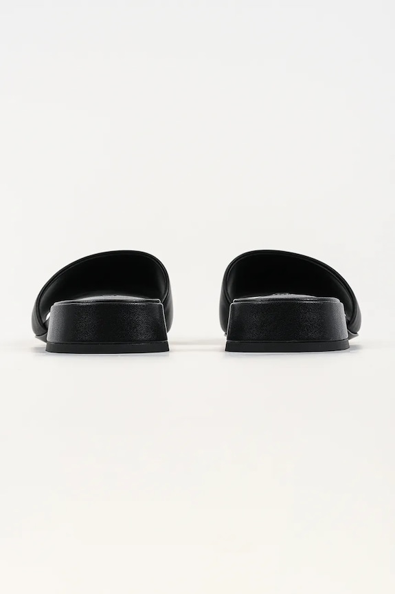 Обувки Кожени чехли Karl Lagerfeld Petalo Ii KL80700C.000 черен