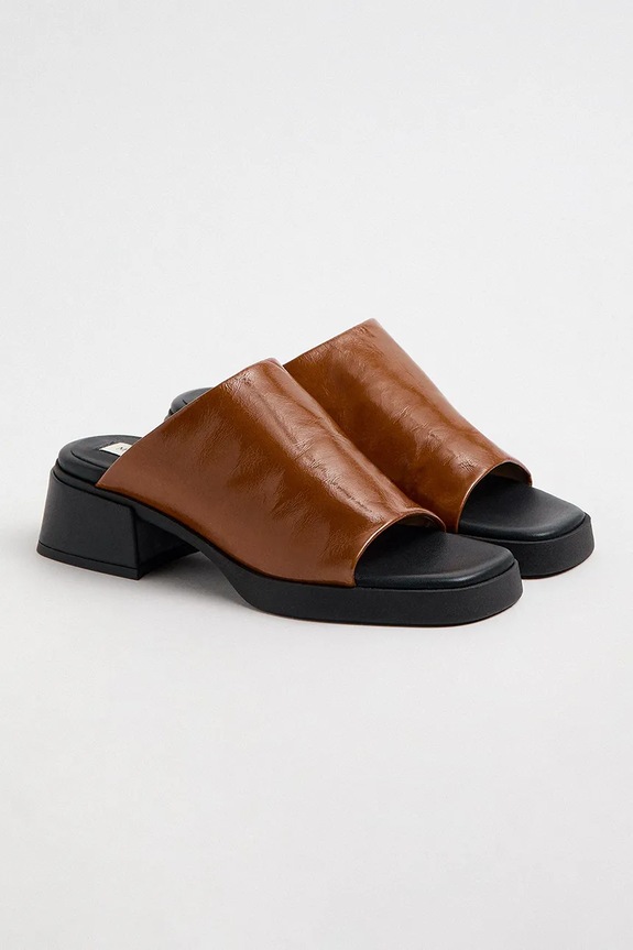 Δερμάτινες παντόφλες Miista Zooey E8.4141 καφέ SS26
