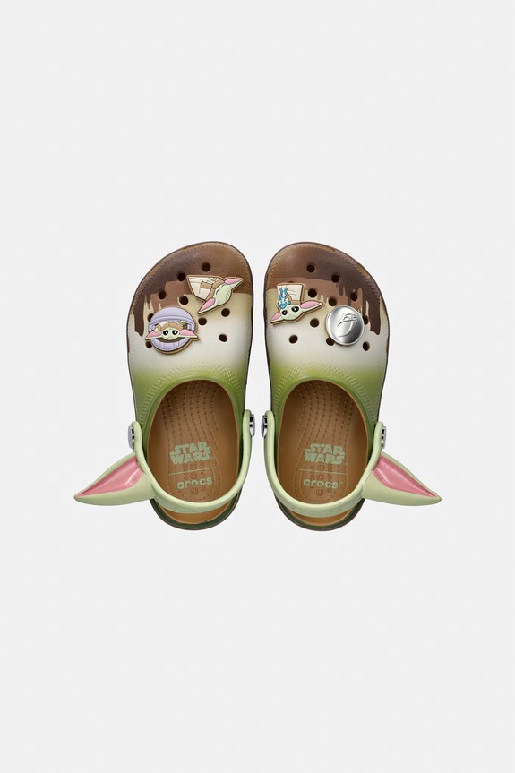 Crocs klapki dziecięce STAR WARS GROGU 213004.CROCS.STAR.WARS. zielony SS26